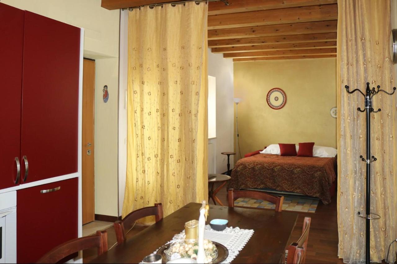 Casa Jasmin, 2 Floors, Private Garden Appartement Verona Buitenkant foto